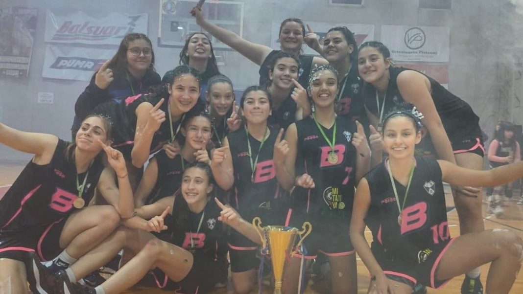 las-chicas-de-carlos-paz-salieron-campeonas