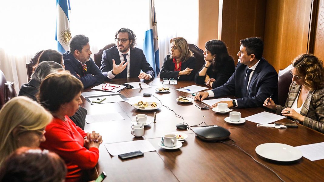 el-pj-apoyo-a-cristina-kirchner-y-convoco-a-estar-“unidos,-movilizados-y-en-alerta”