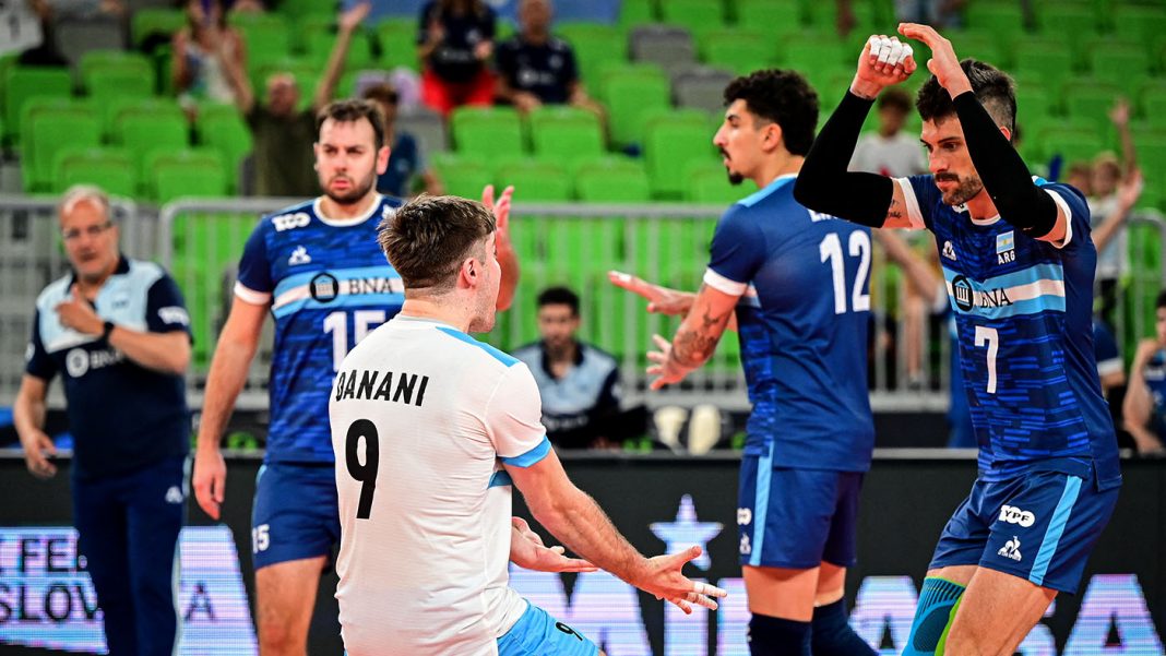 argentina-enfrenta-a-serbia-en-el-mundial-de-voleibol